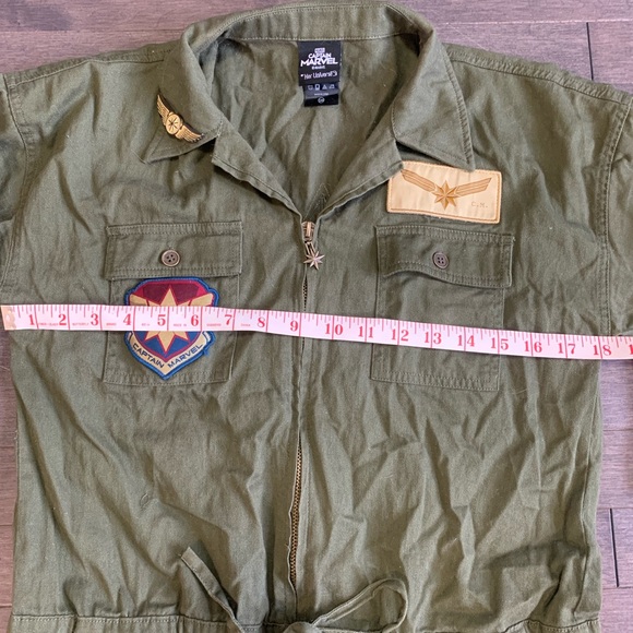Her Universe Captain Marvel Cargo Romper Women’s M - Picture 4 of 9